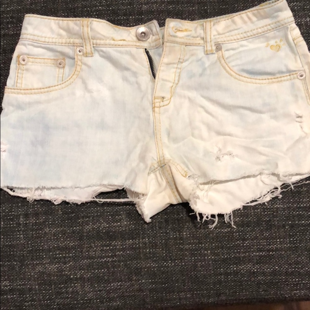Bleached shorts